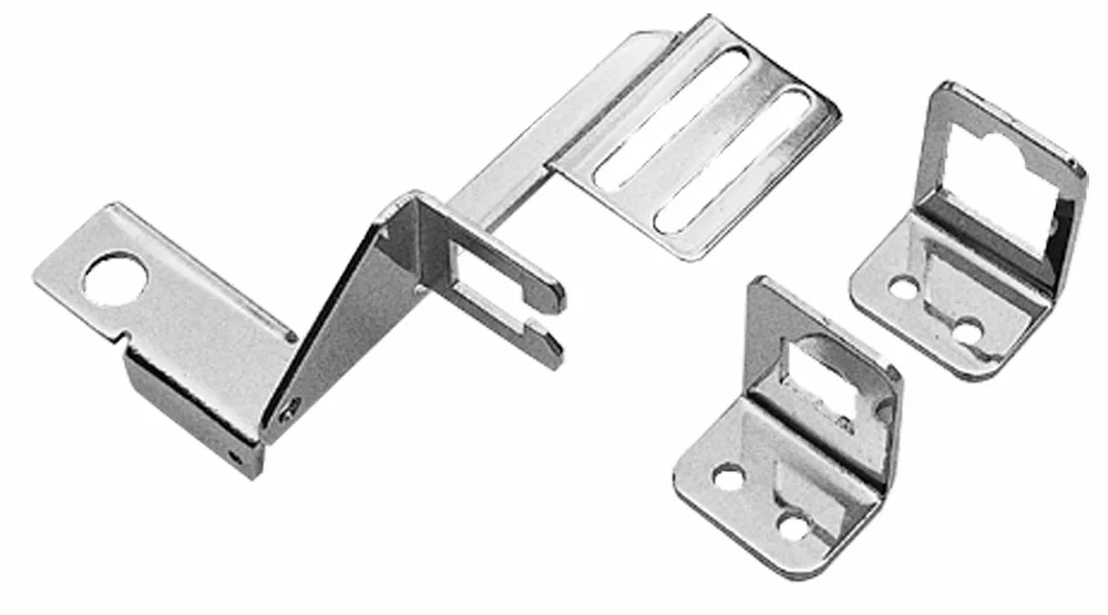 9620 – TRANSDAPT Auto Trans Kickdown Cable Bracket, For Use With GM Turbo 350 Mounts To Holley Carburetors Chrome Ste...